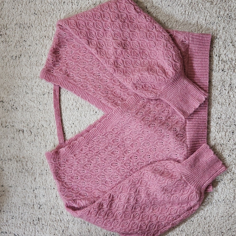 Super soft, pretty pink sweater